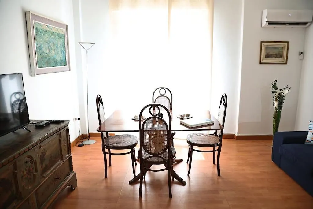 La Casa Del Maggiore, Tra Mare E Centro Lägenhet Palermo 0*,  Italien