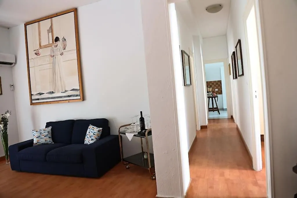 Appartamento La Casa Del Maggiore, Tra Mare E Centro Palermo